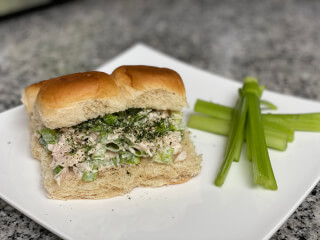 dhn-canned-chicken-salad