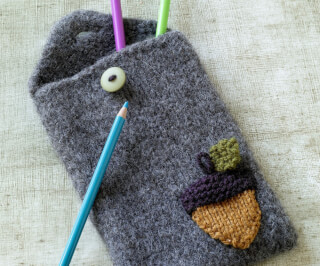 knit-felted-acorn-pencil-case knit-felted-acorn-pencil-case