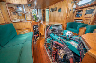 Saloon Saloon